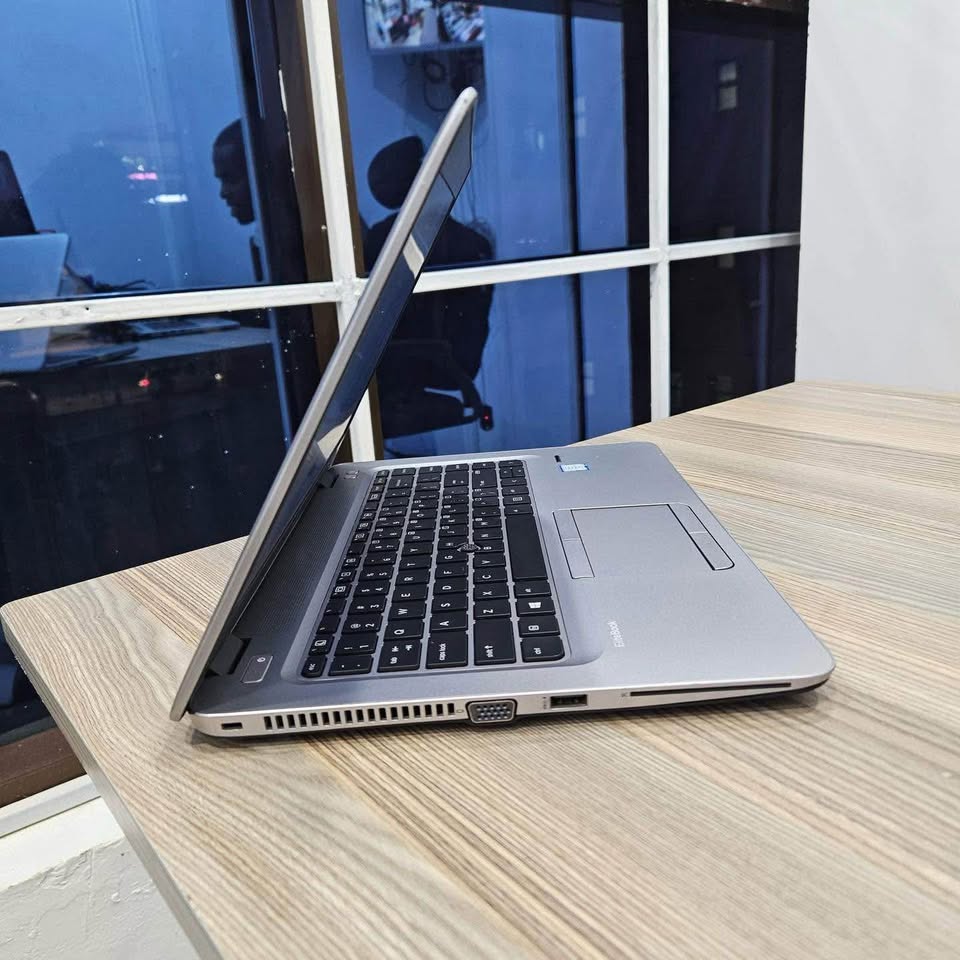 Hp Elitebook 840 G3 Intel Core i5 6th Gen 8GB RAM 256GB SSD 14 Inches FHD Display 14 inches (35.6 cm) Widescreen LED backlight; Full HD standard-viewing angle (SVA) eDP anti-glare, Slim Design; 16:9
