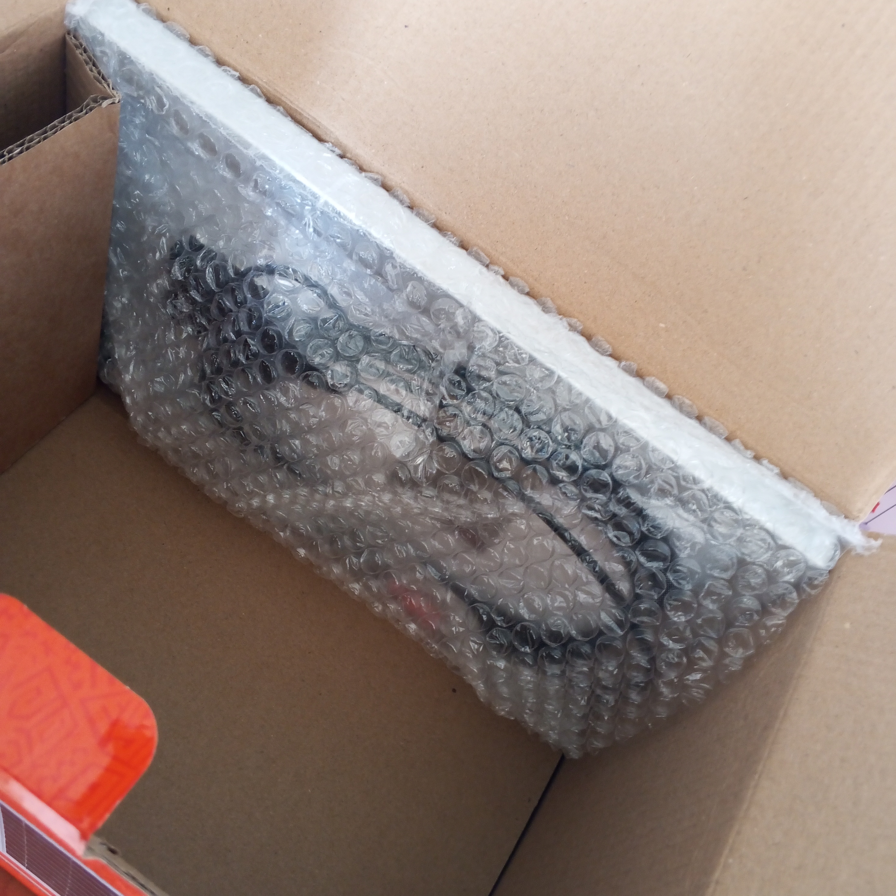 T500 solar lantern with a radio, side lamp, charger and a charging solar.