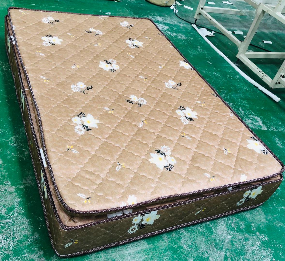 Twin Premium Luxury Spring Mattress. zero disturbance,Soft and breathable Fabric.Pocket spring