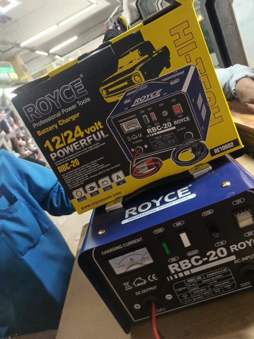 POWERFUL Royce battery charger 20amps