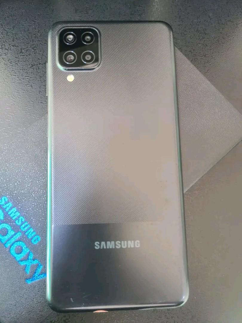 Refurbished Samsung Galaxy A12 Deal on Samsung Galaxy A12! Get ready to experience the future of smartphones with the Samsung Galaxy A12! Available now on Kilimall, this powerful device is well packed