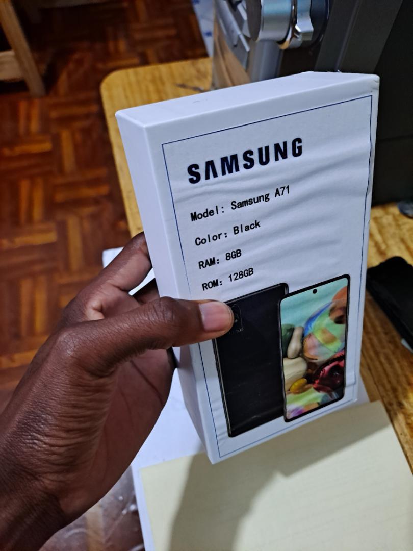 Refurbished Samsung Galaxy A70 5G Smart Phone 256+8GB 5500mAh 6.7" 64MP Fingerprint unlock phone Dual SIM 5G phone Refurbished Phone SmartPhones Mobile Phones 128GB phone Samsung phone smartphone