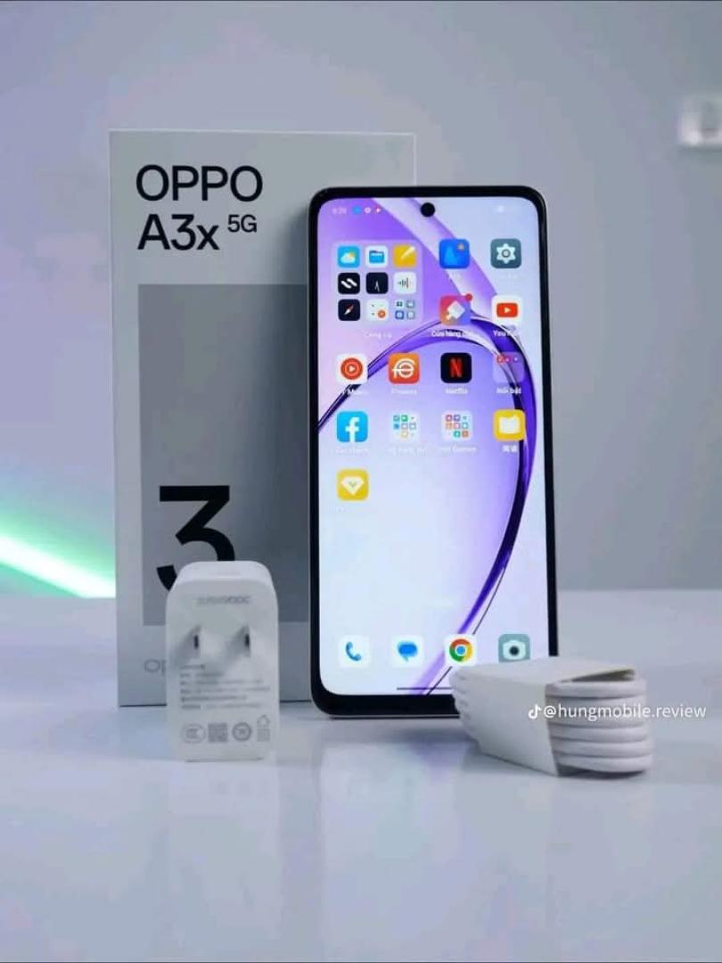 Black Friday BRAND NEW Oppo A3X deals 🤝💯,IPS LCD DISPLAY 6.67" INCHES,(128 GB ROM +4GB RAM)5100MAH,90HZ,ANDROID 14  COMES WITH FREE GIFTS (wireless earbuds ) FOR YOU comes with a 120 Hz refresh rate