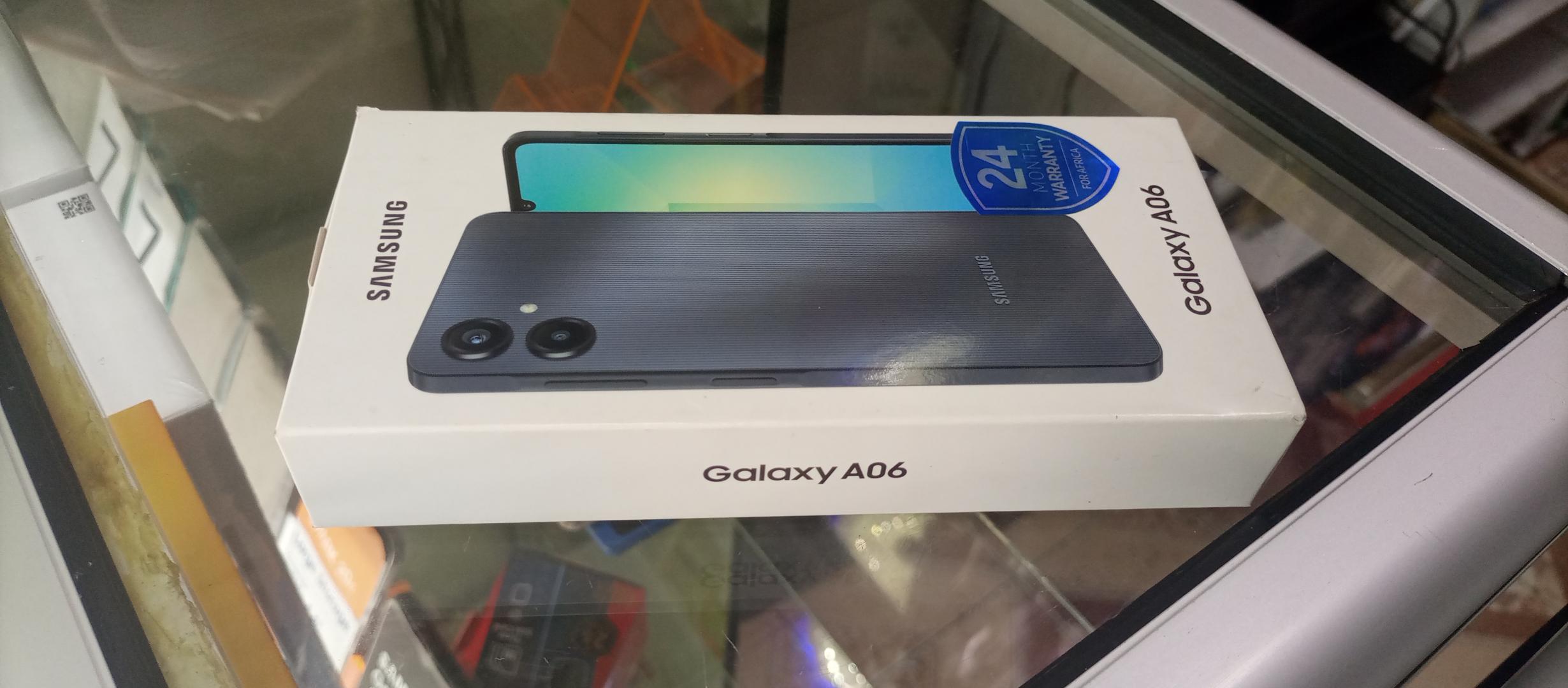 OFFER!! 2-Year Local Warranty Samsung Galaxy A16 128GB+4GB 6.7" Super AMOLED Display 50MP Triple Camera Android 14 Mediatek Helio G99 5000mAh 25W Type-C Charge Smart Phones phone 2-Year Local Warranty