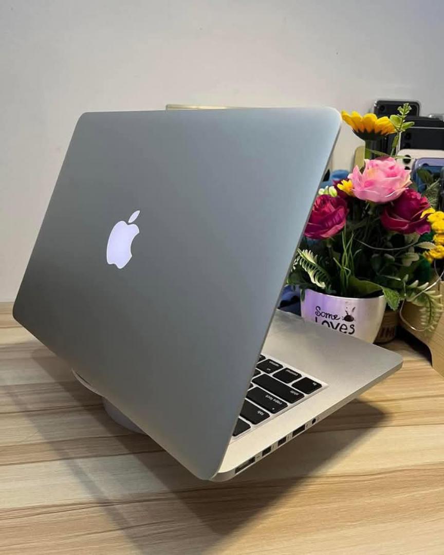 Apple MacBook Pro A2780 M2 Pro Chip 32GB RAM 1TB SSD 19-Core GPU 16" Liquid Retina XDR Display Touch ID Sensor (2023) Pre-Owned Abroad 6 Months Warranty  efficient performance.