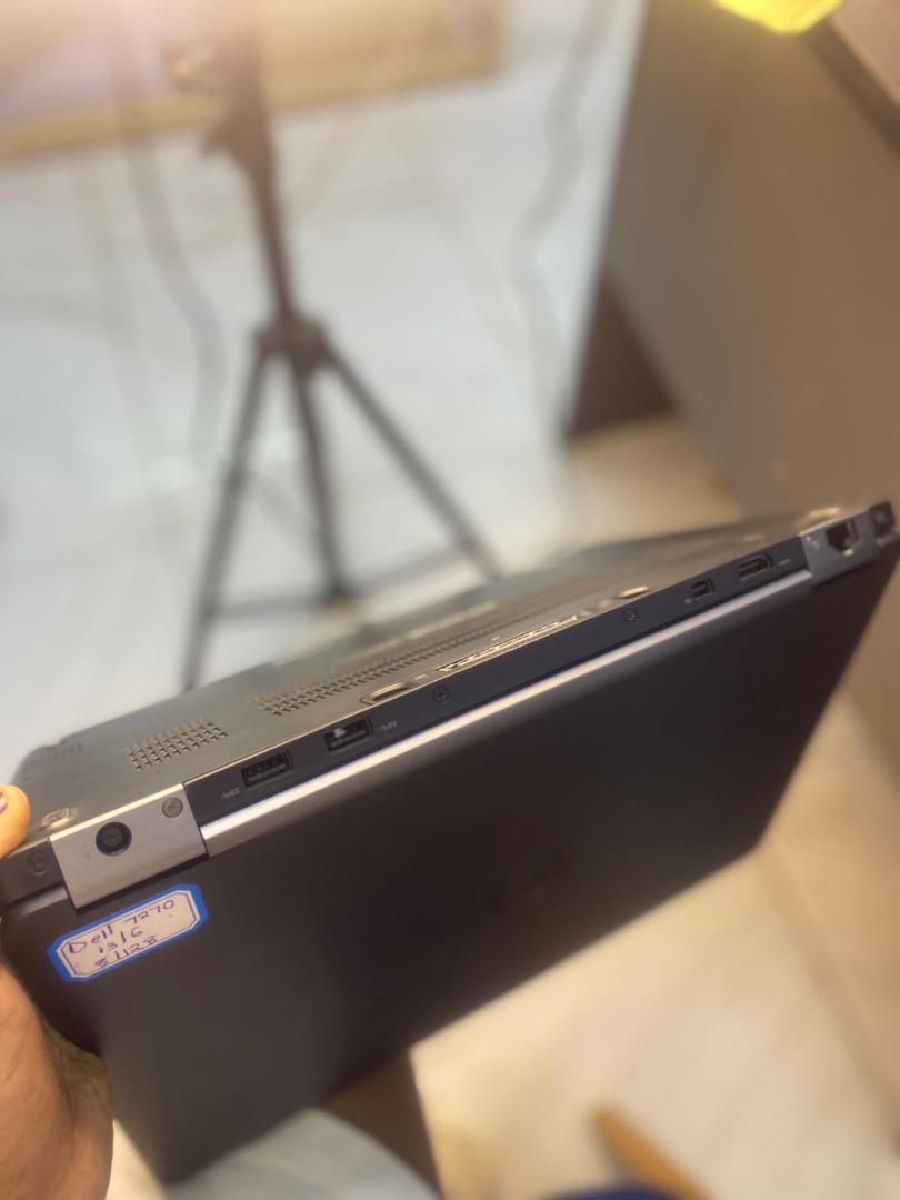 Dell Lattitude 7270 core i3 6th gen, 8gb ram 128gb ssd  new in stock Secure Sleek, Powerful - the Dell Latitude-E7270 12.5" business-class laptop. Style and structure intersect with premium materials.