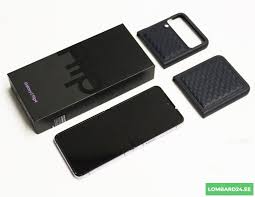 Samsung Galaxy Z Flip 4 256GB ROM 8GB RAM 6.7" Foldable Dynamic AMOLED 2X Display Dual 12MP Camera Android 12 Nano-SIM and eSIM IPX8 Water Resistant Li-Po 3700mAh Non-Removable Battery Boxed 1Year Wrt