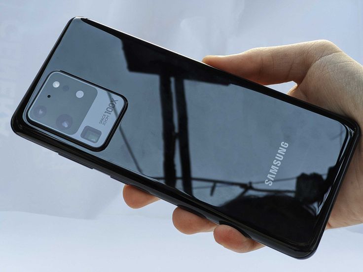 Samsung Galaxy S20 Ultra 256GB ROM 12GB RAM 5G 6.9" Dynamic AMOLED Display 108MP Quad Camera 40MP Selfie Camera Android 10.0 5000mAh Battery single SIM Dust Water-resistant Reverse Wireless Charging 1