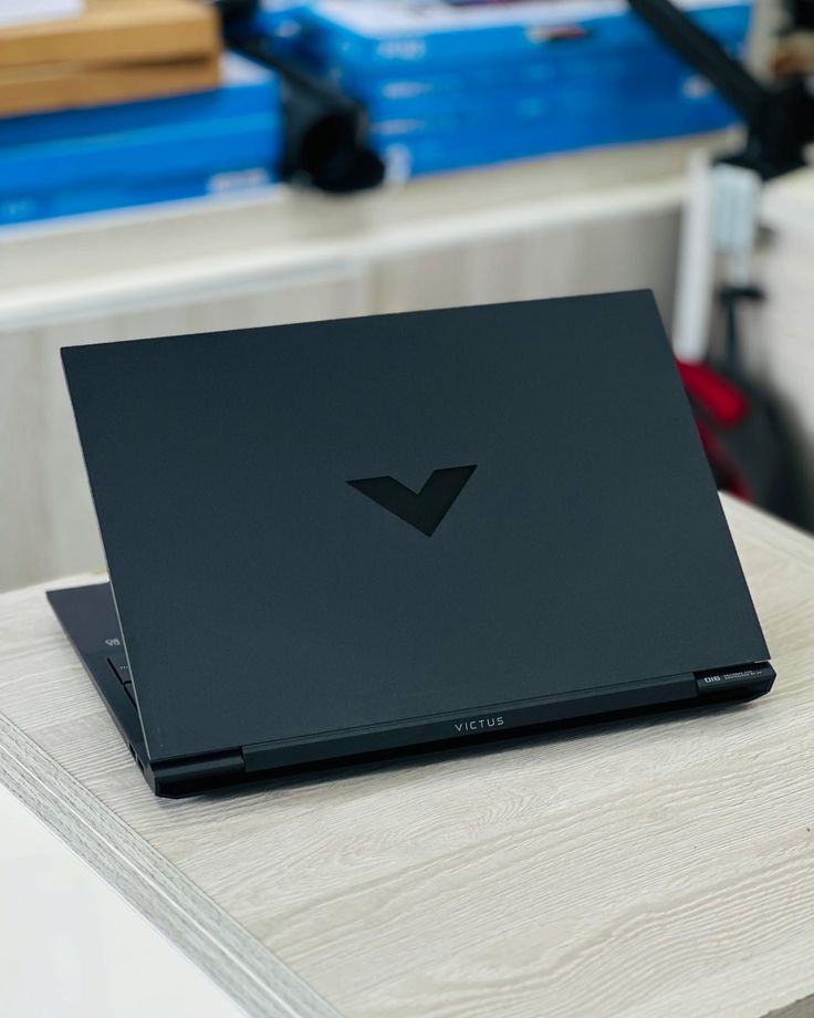 Hp Victus 15-fa1093dx Gaming Laptop 13th Gen Intel Core i5-13420H 8GB DDR4-3200 MHz RAM 512GB PCIe Gen4 nvme TLC M.2 SSD 15.6" FHD 144Hz rate Display 6GB GDDR6 NVIDIA GeForce RTX 3050 Laptop GPU Audio