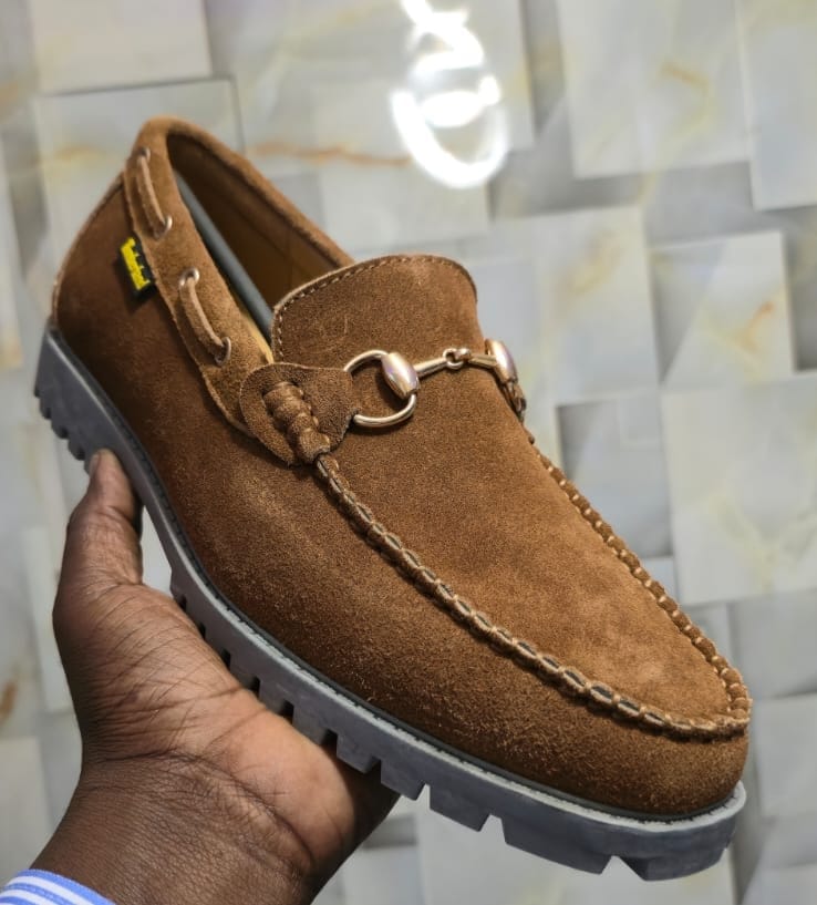 Step into style with Original Leather Timberland Classics – perfect black shoes for casual & official wear. Shop top loafers, sneakers & more now on our store at very affordable – quality meets class!