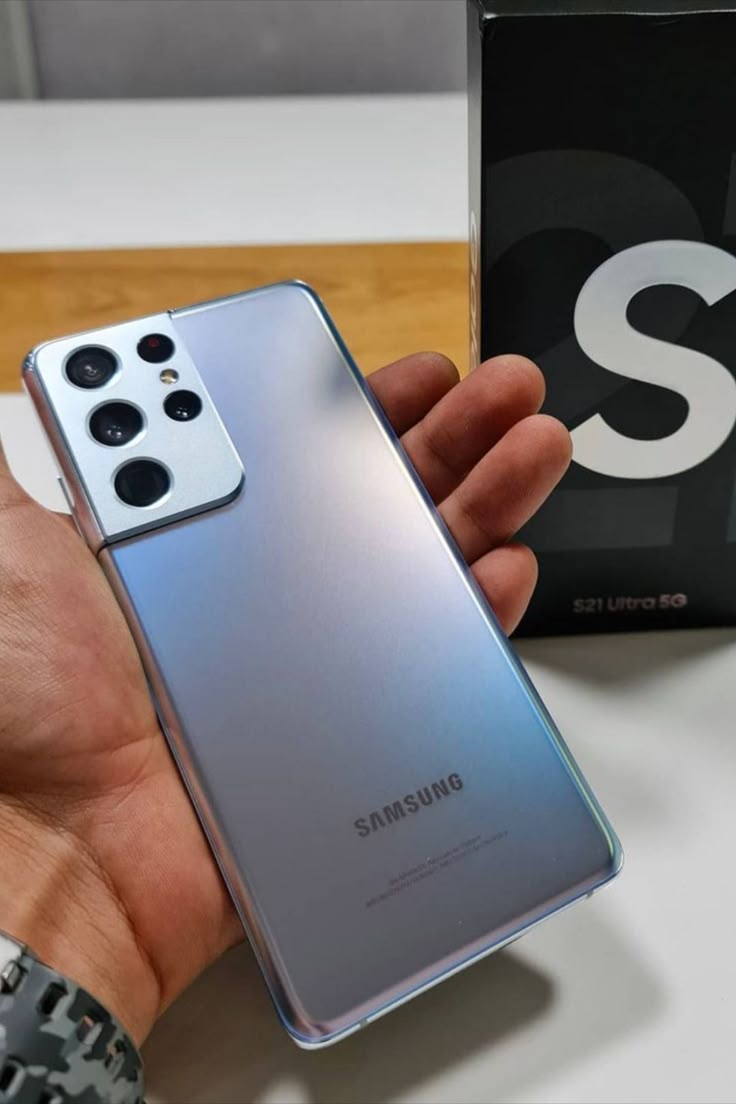 Refurbished Samsung Galaxy S21 Plus 128GB ROM 8GB RAM 5G 6.7" Dynamic AMOLED Display 64MP Triple Camera 10MP Selfie Camera Android 11 4800mAh Battery Dual SIM Dust & Water-resistant Reverse Wireless C