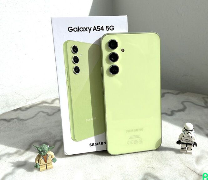 NEW Boxed Samsung Galaxy A54  5G 6.4'' 128 GB Storage 8GB Ram Super AMOLED, 120Hz, Android 13, upgradable to Android 14, 50MP + 12MP + 5MP Main Camera 32 MP Front Cam Fingerprint sensor 5000mAh Type C