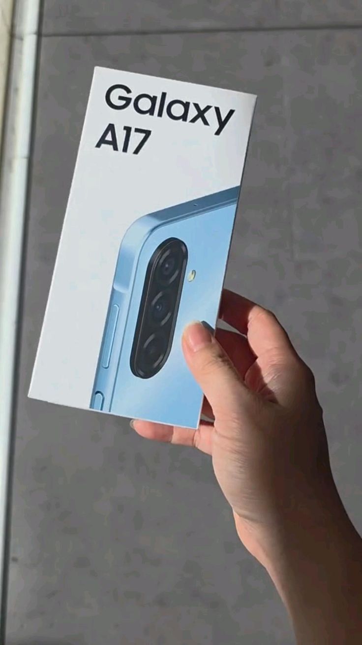 SUPER DEALS!!! 
SAMSUNG GALAXY A17 128GB ROM Storage + 4 GB RAM 6.7" Super  AMOLED Display 50 MP Triple Camera Android 15 MediaTek Helio G99 5000 mAh 25 W Type-C Charge Smart Phones phone SUPER DEALS!