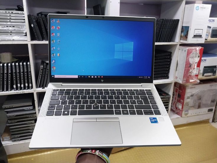 HP EliteBook 840 G8 Core i7 11th Gen 16GB RAM 512GB SSD 14 Inch Full HD Touchscreen 2.8GHz up to 4.8GHz Quad Core Processor Windows 11 Pro Office 2021 Ultra Slim Refurbished Laptop Grade AAA+ like new