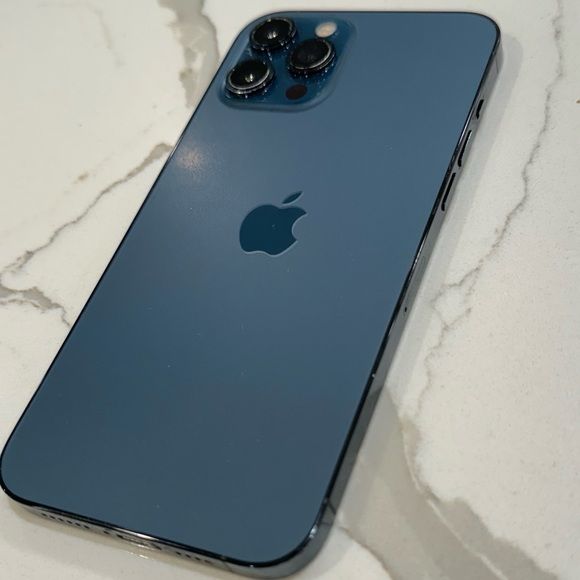 iPhone 12 Pro Max 6GB RAM 256 GB new boxed and sealed  clean and smar 6.7-inch Super Retina XDR Display, A14 Bionic Chip, 5G, Triple 12MP Camera System, Face ID, iOS 16, Refurbished, 12 Mntth Warranty