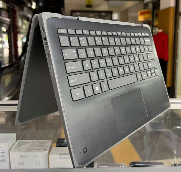 HP ProBook x360 11 G4 EE is a compact and versatile notebook designed to adapt to your needs. Powered by an 8th Gen Intel Core i5 processor, 8GB RAM, and a 256GB SSD, this device offers robust perform