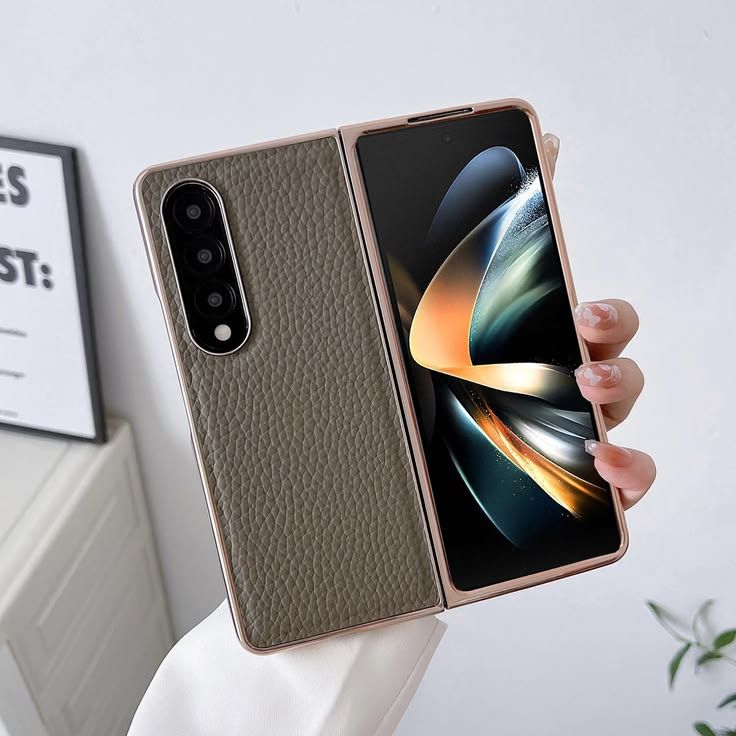 🔥 NEW SEALED! Samsung Galaxy Z Fold 4 256GB ROM 12GB RAM 5G 7.6" Dynamic AMOLED 2X Display 6.2" AMOLED 2X Cover Screen 50MP Triple Camera Android 12L One UI 4.1.1 Dual SIM Li-Po 4400mAh Non-removable