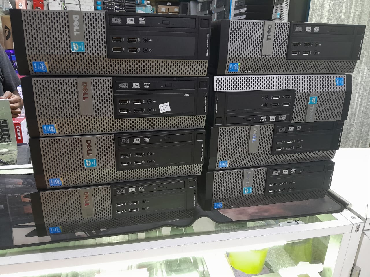 Refurbished DELL OptiPlex  Core I5 4TH Gen Refurbished 3.2GHz - 4GB RAM - 500GB HDD windows 10 pro installed and activated plus power cable REFUR