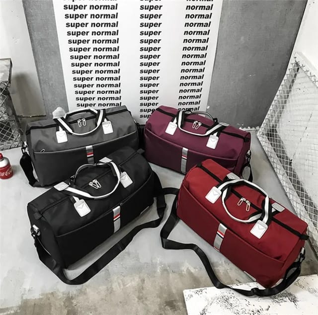 High quality Gym/Duffle /Travel bag Key Features ▫️Water proof ▫️With shoe Compartment ▫️Size :47cm × 25cm × 27cm Specifications SKU: GE840SE4UL4IDNAFAMZ Weight (kg): 0.5