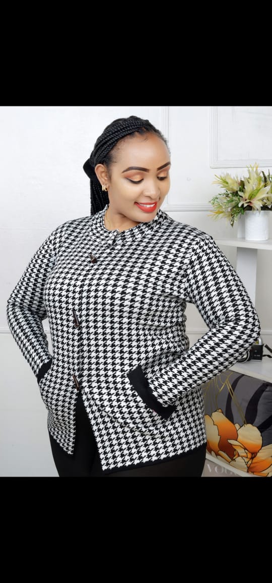 Women's Houndstooth Button-Up Sweater Jacket