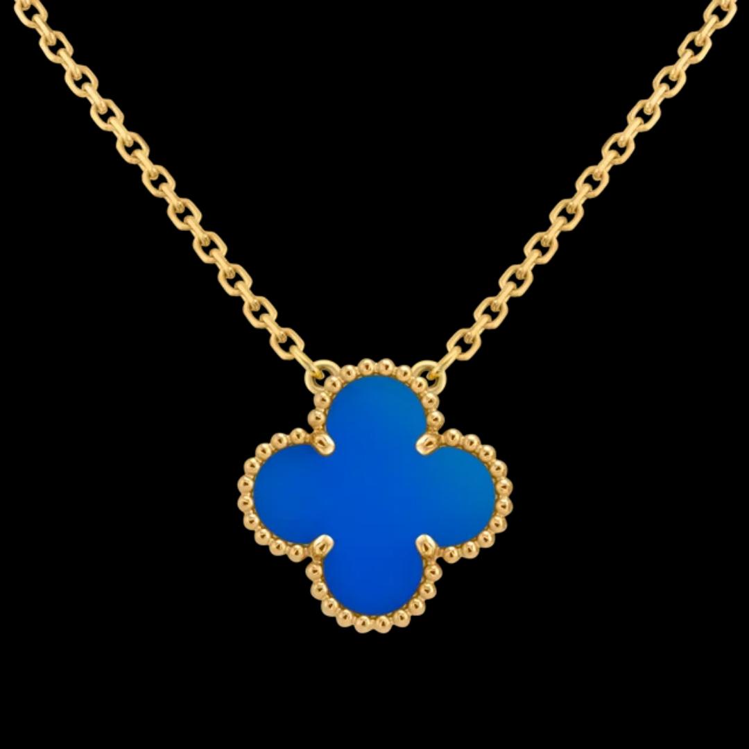 Bestselling 4-leaf clover pendant necklace features a gold-coated design, symbolizing luck and positivity. A perfect accessory for any occasion, it adds a touch of charm and elegance to your style.