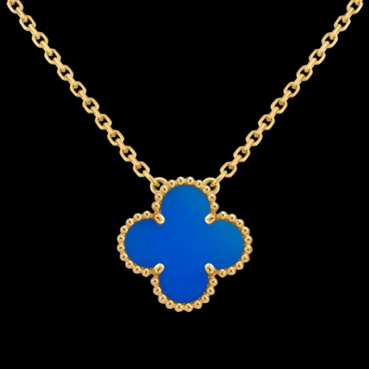 Bestselling 4-leaf clover pendant necklace features a gold-coated design, symbolizing luck and positivity. A perfect accessory for any occasion, it adds a touch of charm and elegance to your style.