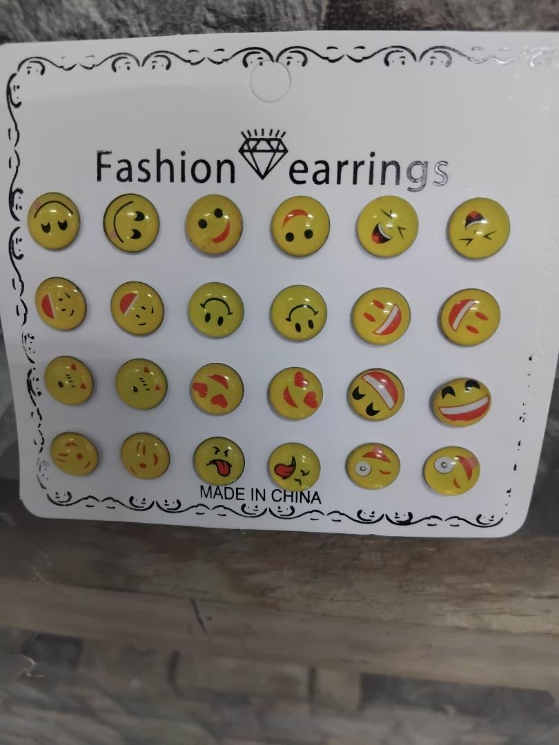12 pairs of emoji fashion stud earrings features hypoallergenic, stainless steel construction that’s non-tarnish. Perfect for everyday wear, they add fun and style while ensuring comfort a
