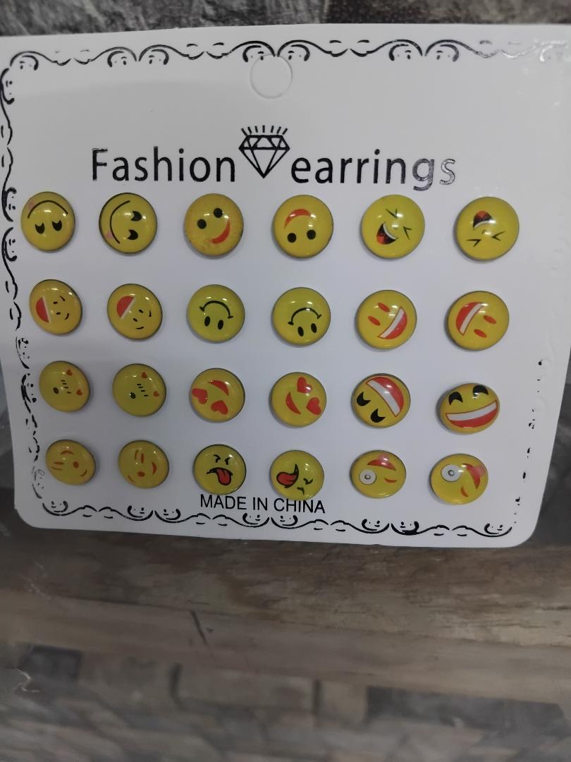12 pairs of emoji fashion stud earrings features hypoallergenic, stainless steel construction that’s non-tarnish. Perfect for everyday wear, they add fun and style while ensuring comfort a