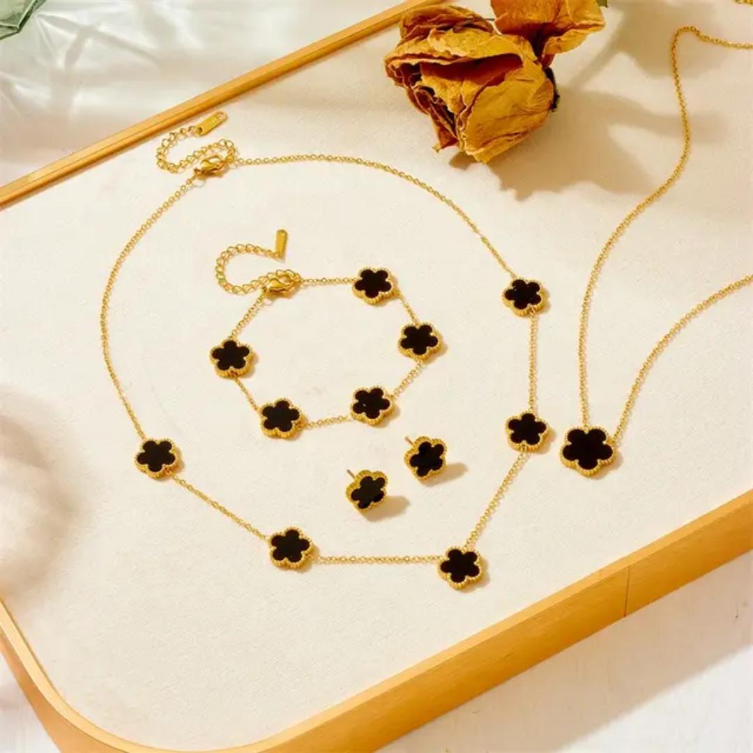 "Stunning Van Cleef Inspired Necklace and Bracelet Set: Luxurious Timeless Elegance with Exquisite Craftsmanship – Featuring Iconic Four-Leaf Clover Design, High-Quality Materials, and Sparkling Gemst