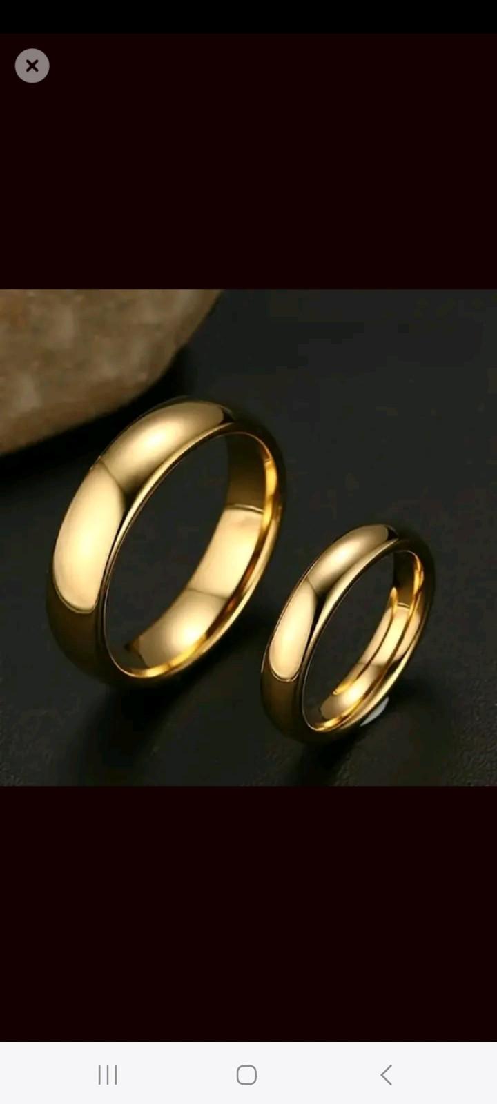 "2PCS Gold-Coated Couple Ring Set for Wedding, Engagement, or Promise Rings - Elegant Matching Bands for Him and Her"