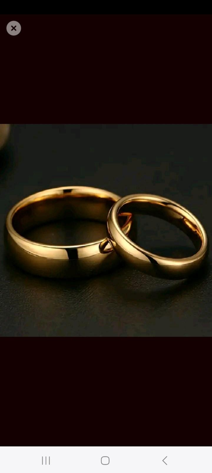 "2PCS Gold-Coated Couple Ring Set for Wedding, Engagement, or Promise Rings - Elegant Matching Bands for Him and Her"