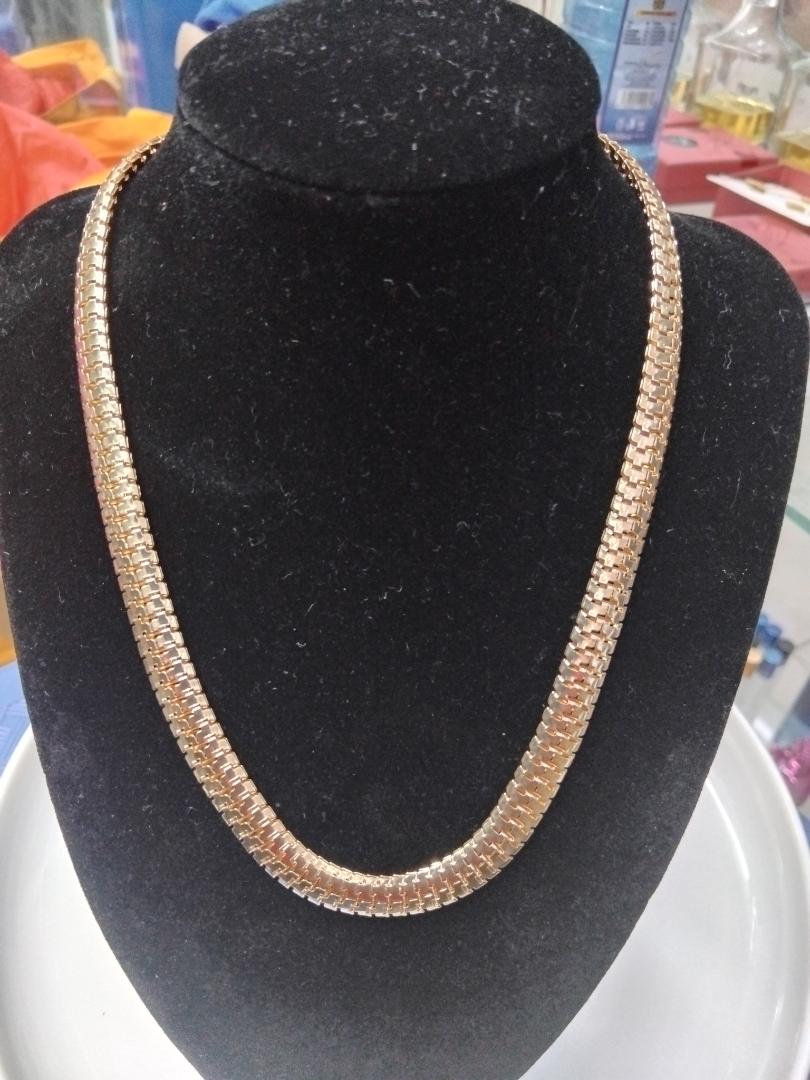 "Hypoallergenic Stainless Steel Snake Necklace for Men & Women, Elegant Fashion Casual Chain, Silver & Gold, Thick Design, Stylish Unisex Jewelry for Daily Wear, Trendy & Comfortable"