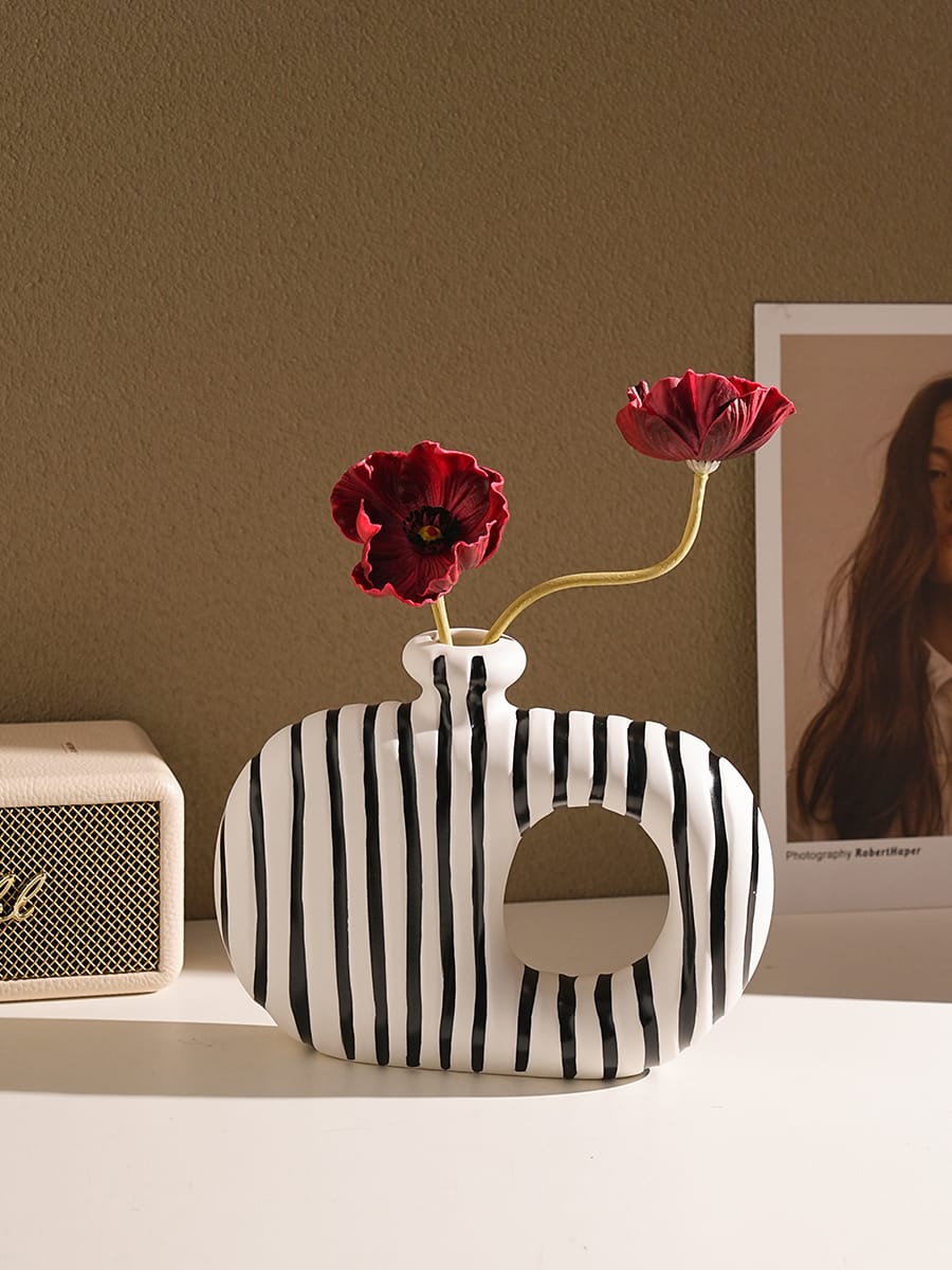 Donut Vases Set of 2,Black & White Striped Hollow Ceramic Flower Vases,Modern Nordic