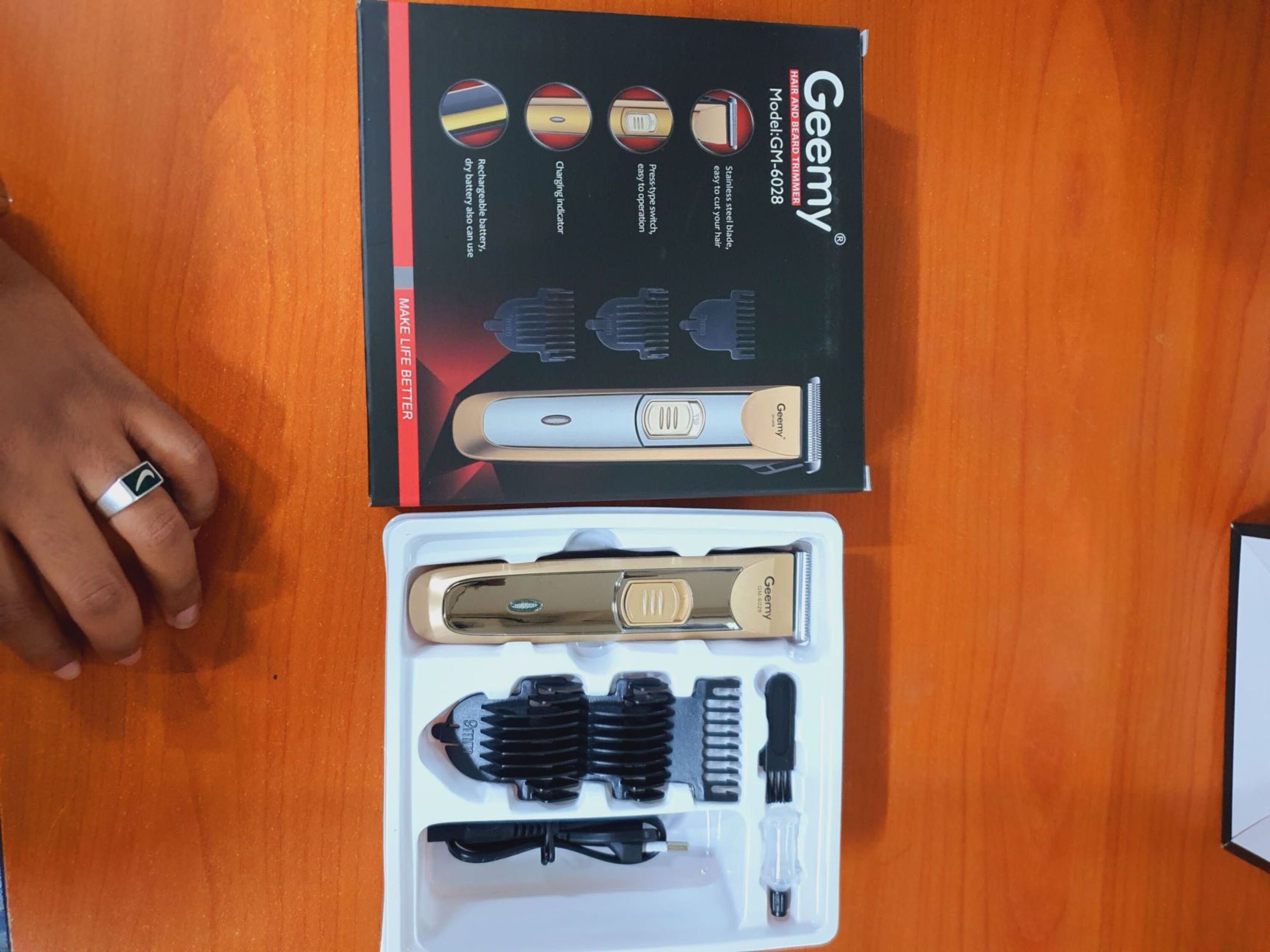 GM-6028 Electric hair trimmer beard trimer for men stubble trimmer precision cutter hair cutting machine haircut 220-240v