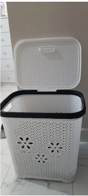 Generic Plastic Laundry Basket With A Lid
