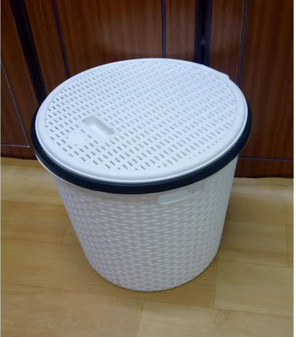Generic Plastic Laundry Basket With A Lid