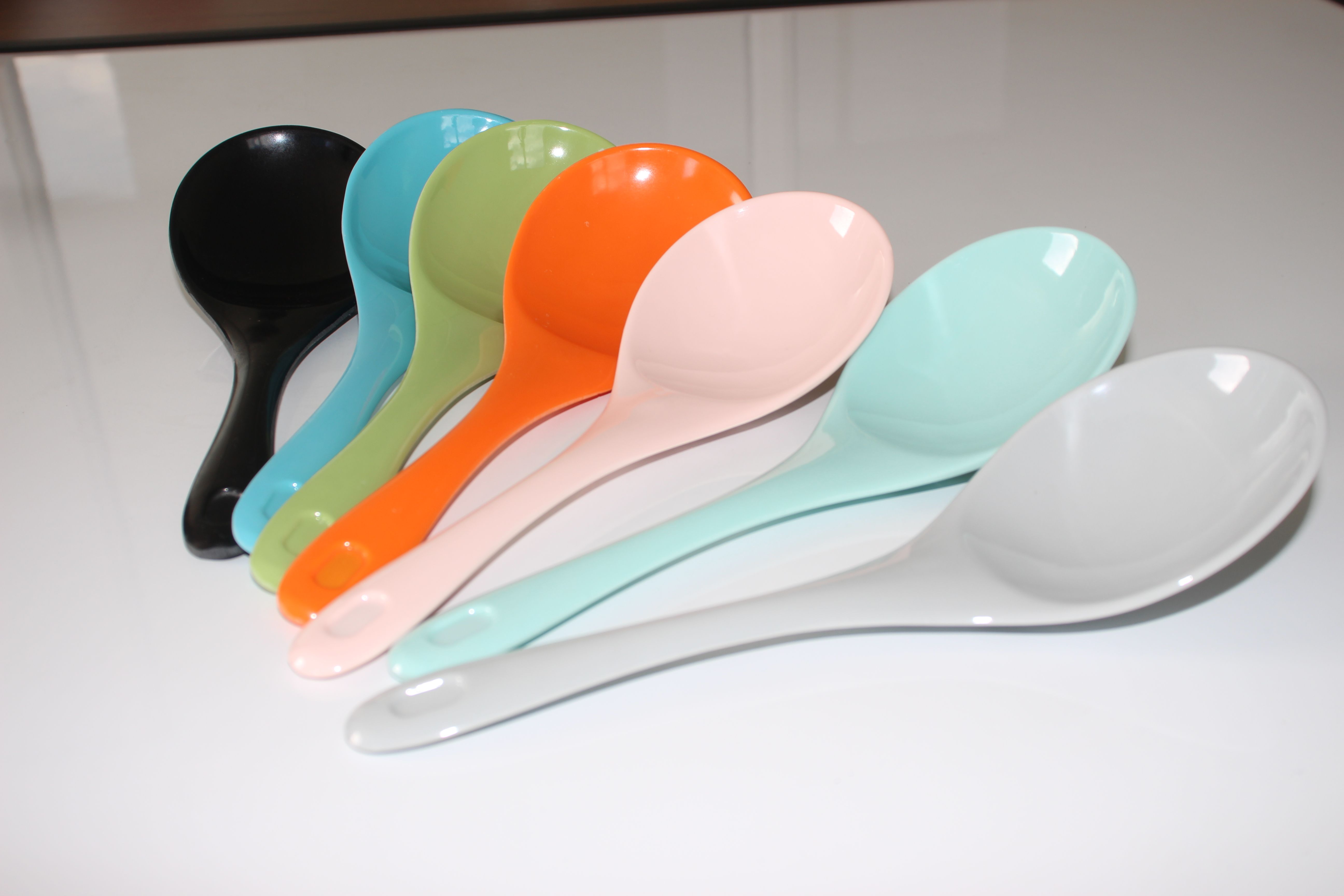 6 Ascot Melamine Rice Spoon 
The Ascot Melamine Rice Spoon is crafted from high quality melamine resin, ensuring sturdiness and longevity.