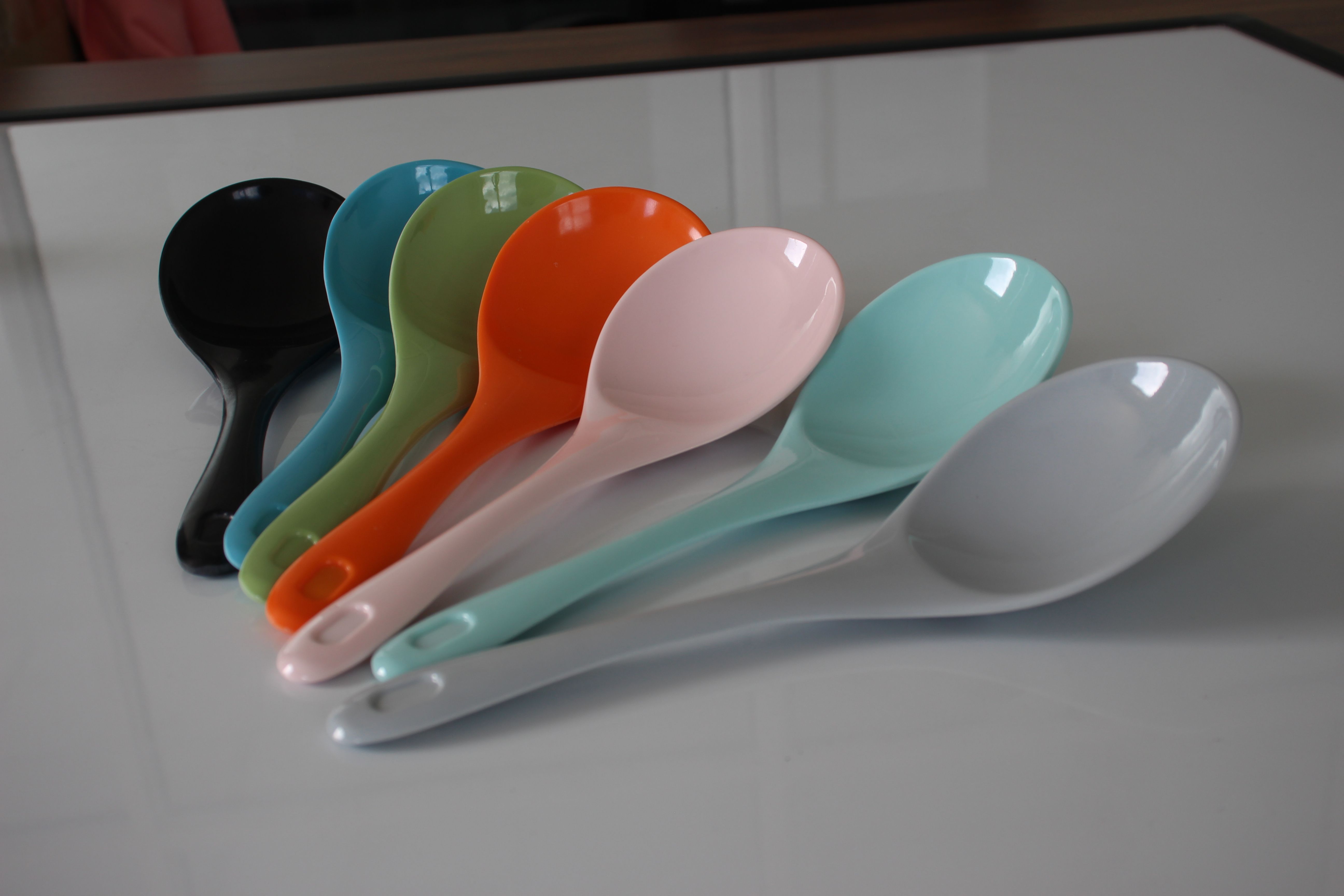 6 Ascot Melamine Rice Spoon 
The Ascot Melamine Rice Spoon is crafted from high quality melamine resin, ensuring sturdiness and longevity.