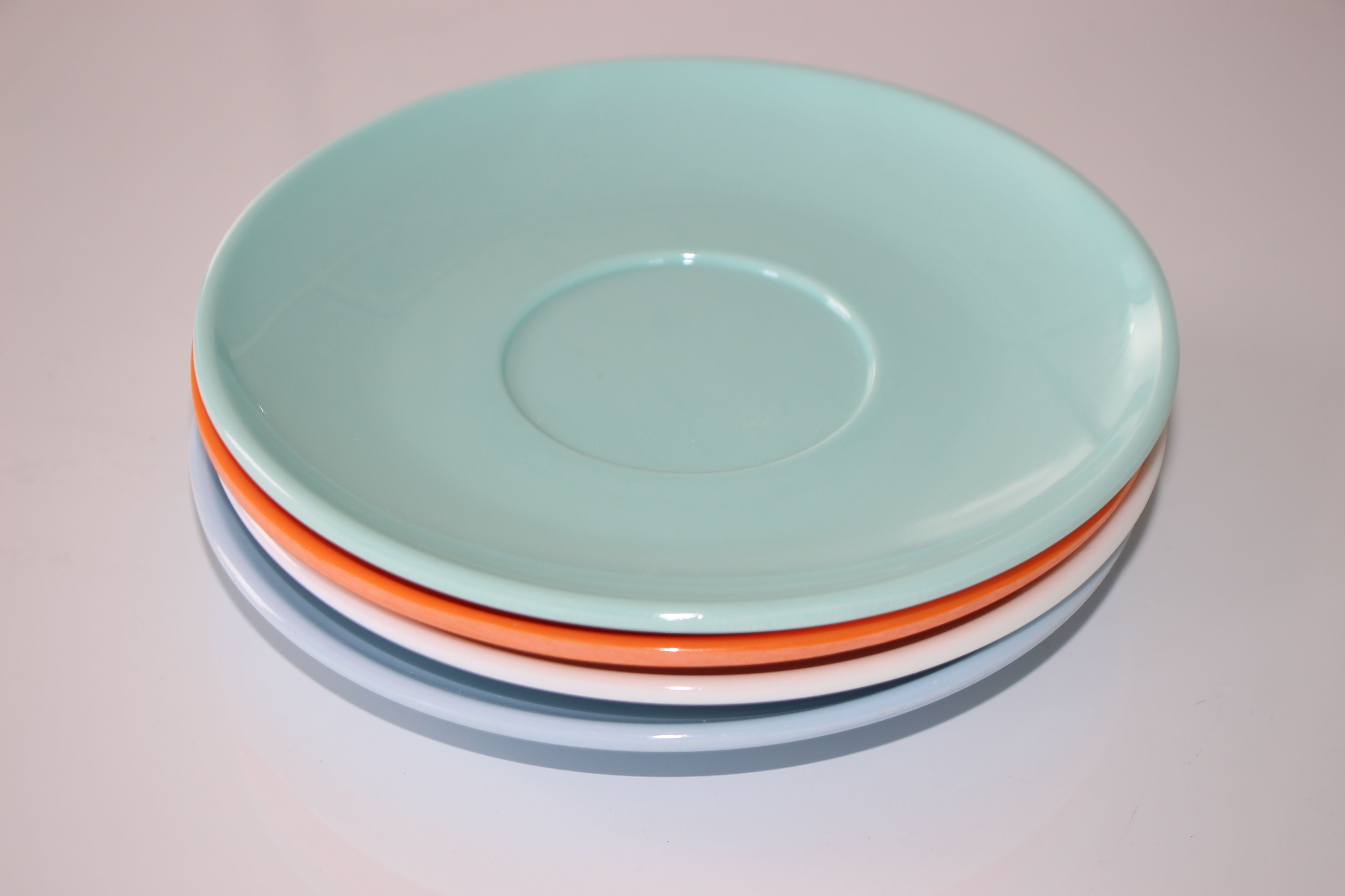 6 Ascot Melamine Round Saucer 
This Ascot Melamine Round Saucer is perfect for serving your favourite hot beverages or desserts.