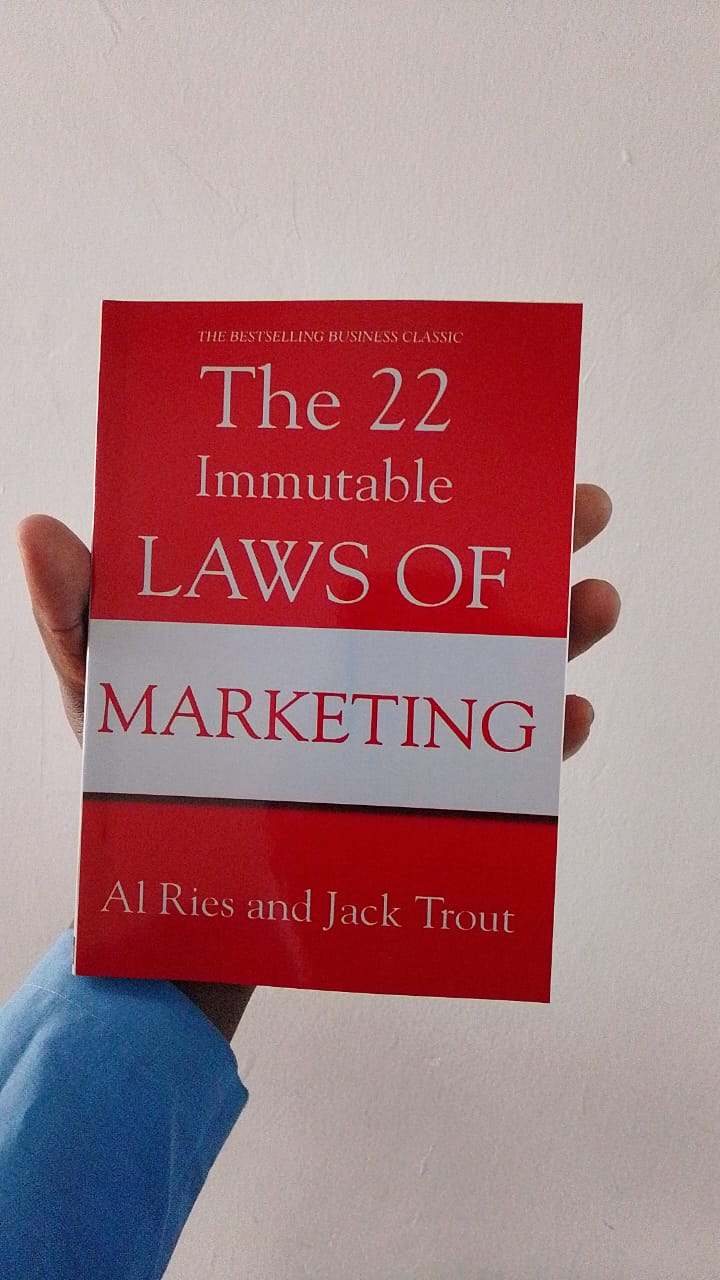 The 22 Immutable Laws of Marketing Book By Al Ries and Jack Trout
