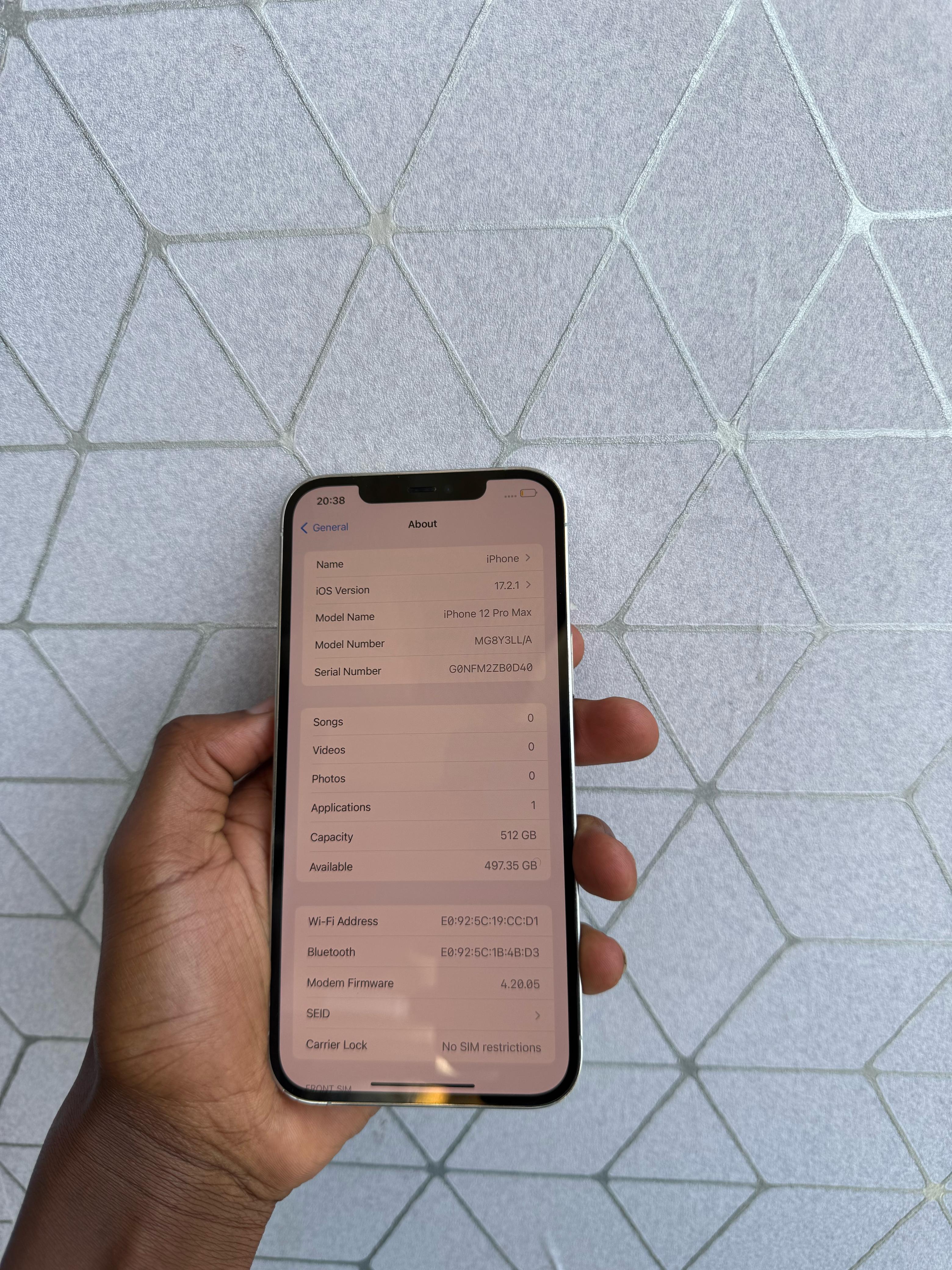 IPHONE 12 PRO MAX 256GB  IN EXCELLENT EX UK CONDITION BATTERY HEALTH 88%. TRUTONE AVAILABLE . 256 GB ROM.6.7-inch Super Retina XDR OLED display. 5G ENABLED.