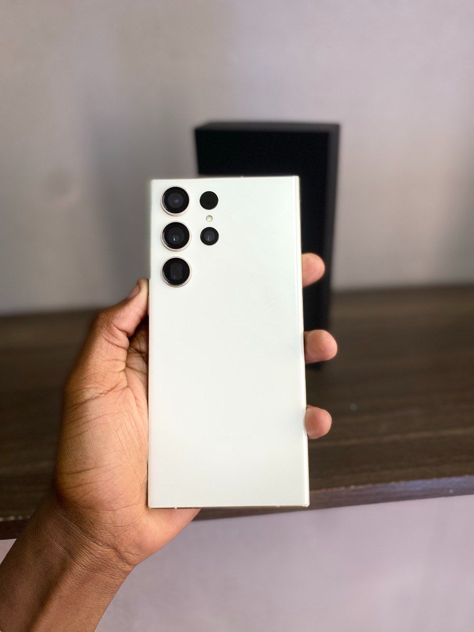 THE SAMSUNG GALAXY S23 ULTRA A 6.8-INCH DYNAMIC AMOLED 2X DISPLAY 120HZ REFRESH RATE, POWERED BY THE SNAPDRAGON 8 GEN 2 CHIPSET. ITS 200MP QUAD-CAMERA 8K VIDEO RECORDING AND 100X SPACE ZOOM. 5,000MAH