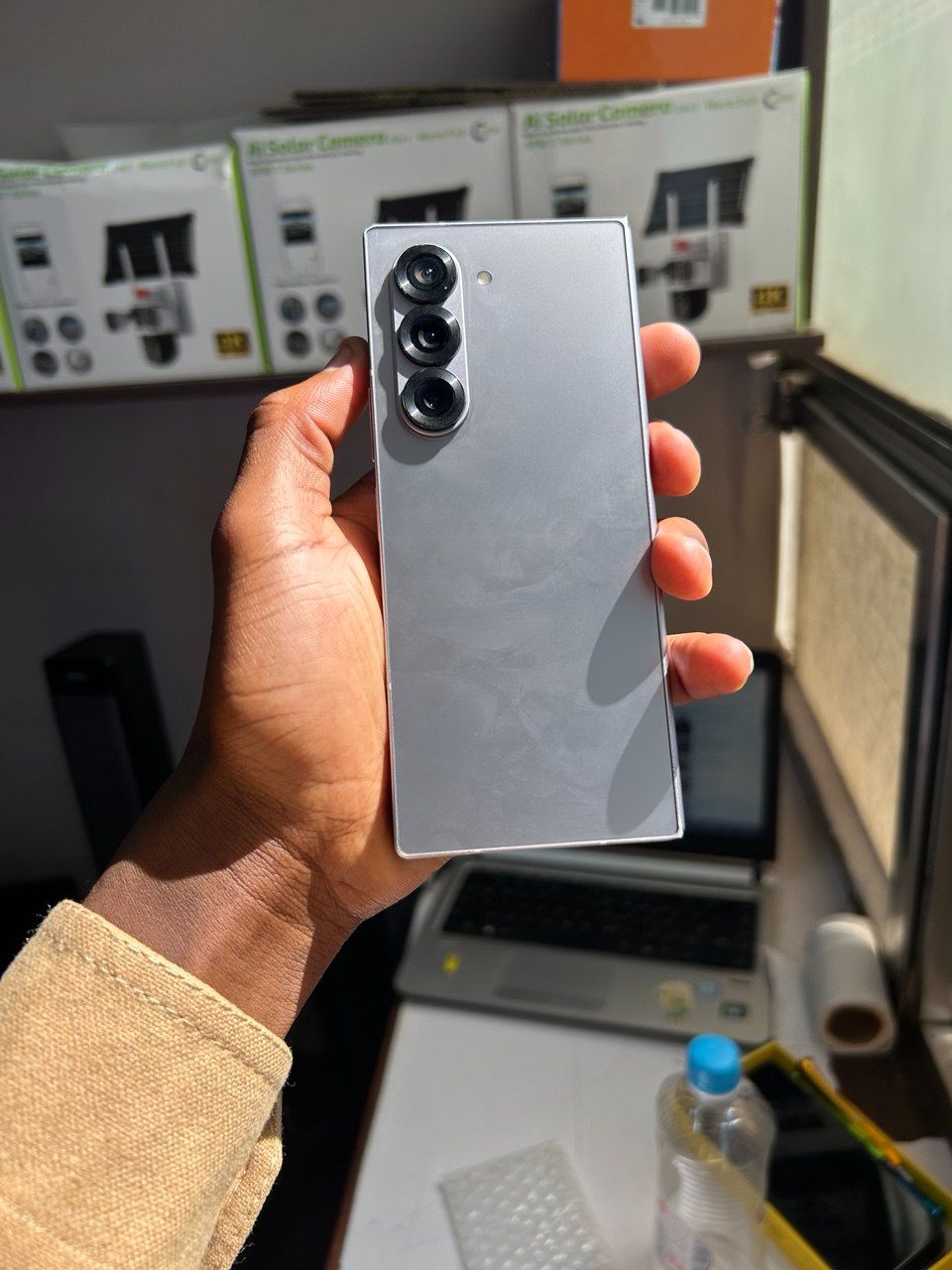 THE SAMSUNG GALAXY Z FOLD 6—A LIGHTER, MORE POWERFUL FOLDABLE MASTERPIECE FEATURING A TITANIUM FRAME, 7.6" DYNAMIC DISPLAY, SNAPDRAGON 8 GEN 3 SPEED, PRO CAMERAS, AND REVOLUTIONARY  AI.