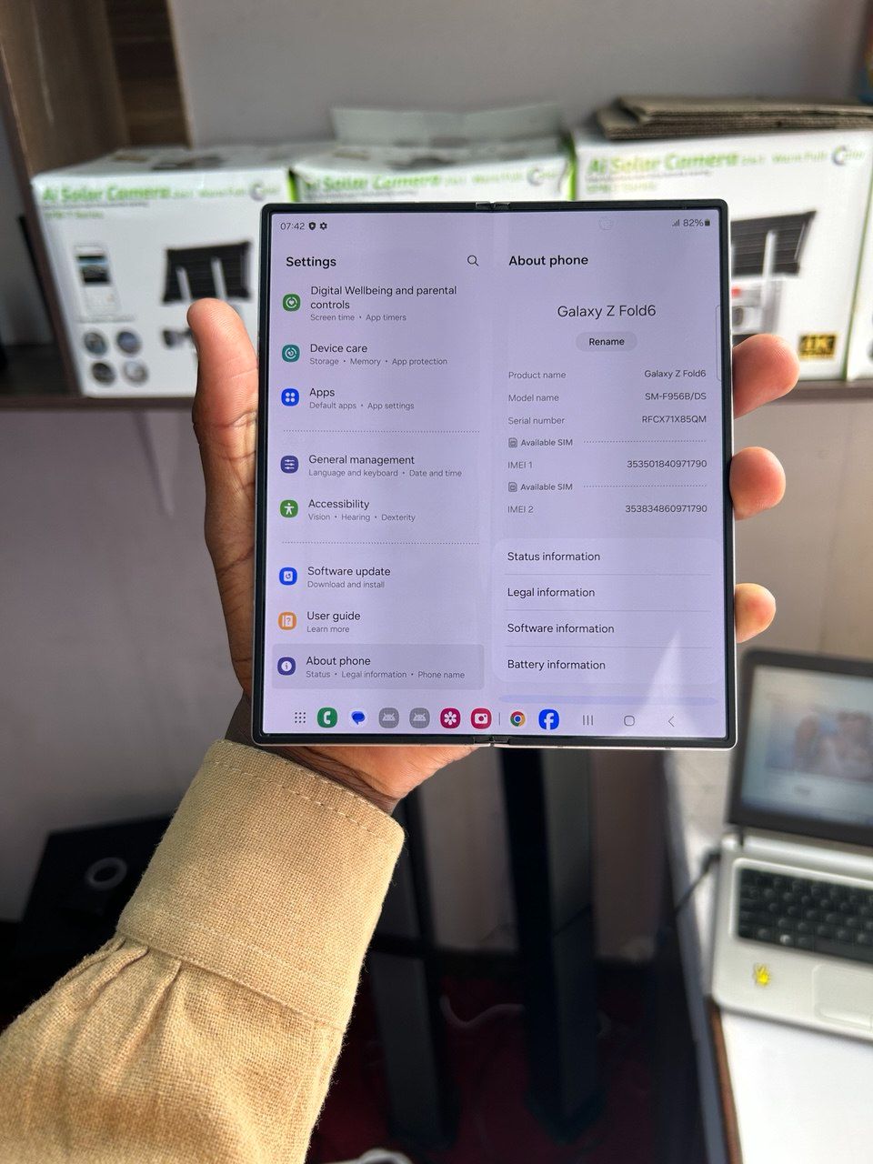 THE SAMSUNG GALAXY Z FOLD 6—A LIGHTER, MORE POWERFUL FOLDABLE MASTERPIECE FEATURING A TITANIUM FRAME, 7.6" DYNAMIC DISPLAY, SNAPDRAGON 8 GEN 3 SPEED, PRO CAMERAS, AND REVOLUTIONARY  AI.