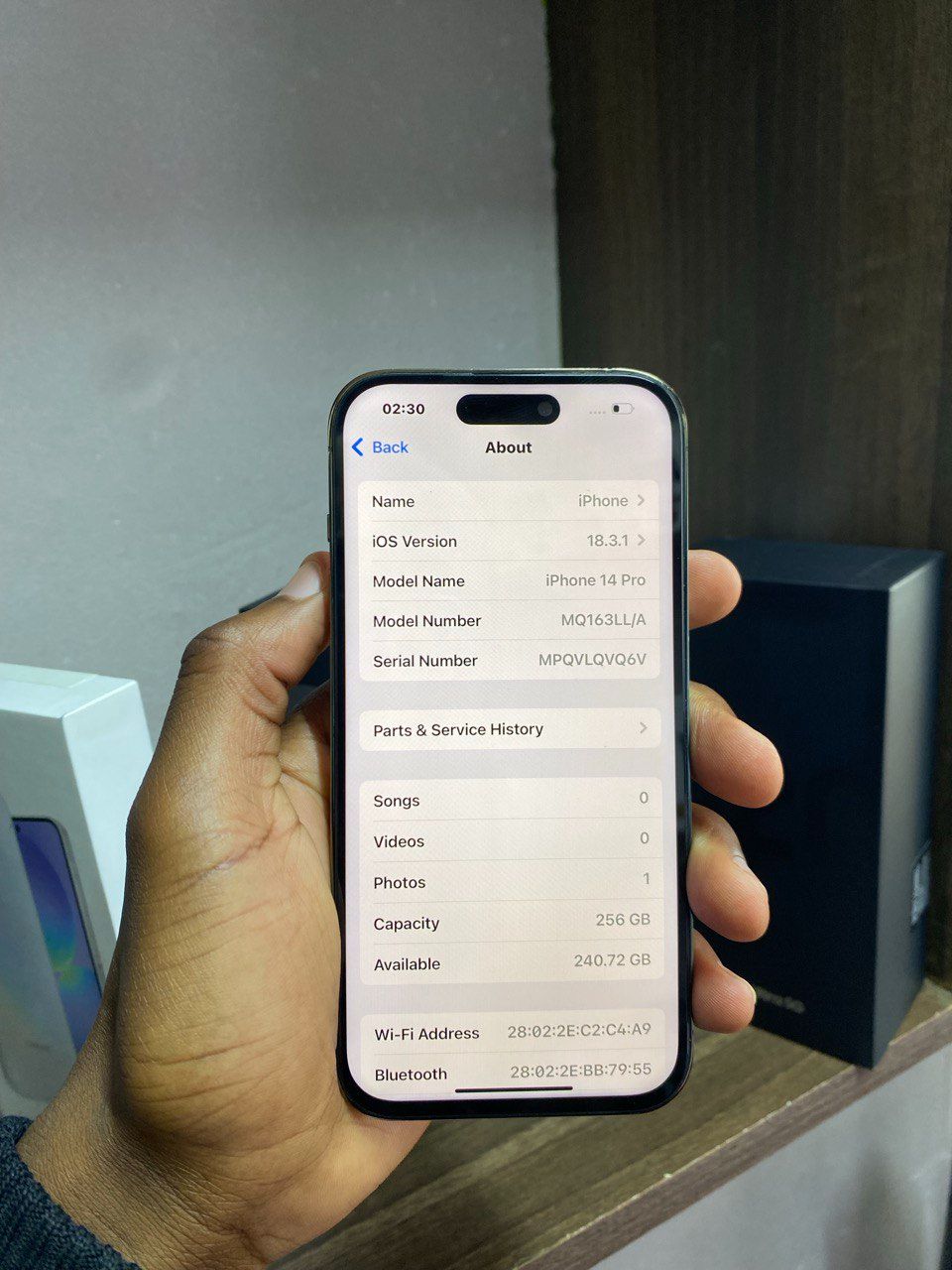 IPHONE 14 PRO 256GB ROM 6 GB RAM 87% BH. 48MP MAIN SENSOR NEW DYNAMIC ISLAND ON A 6.I INCH XDR SCREEN DISPLAY.