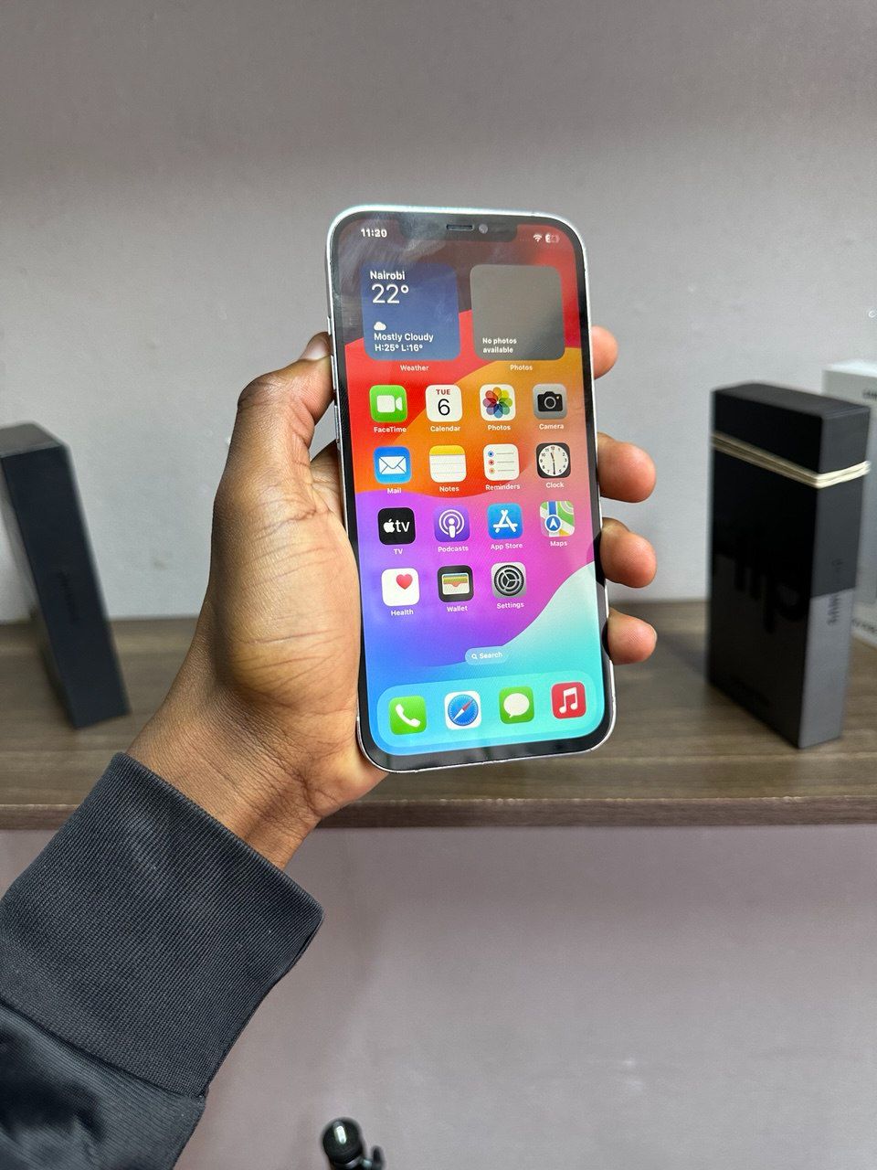 New IPHONE 12 PRO MAX IN GOLD WITH 256GB OF STORAGE. A 6.7-INCH SUPER RETINA XDR DISPLAY A PERFECTLY WORKING FACE ID AND TRUETONE ENABLED 100% BATTERY CAPACITY.