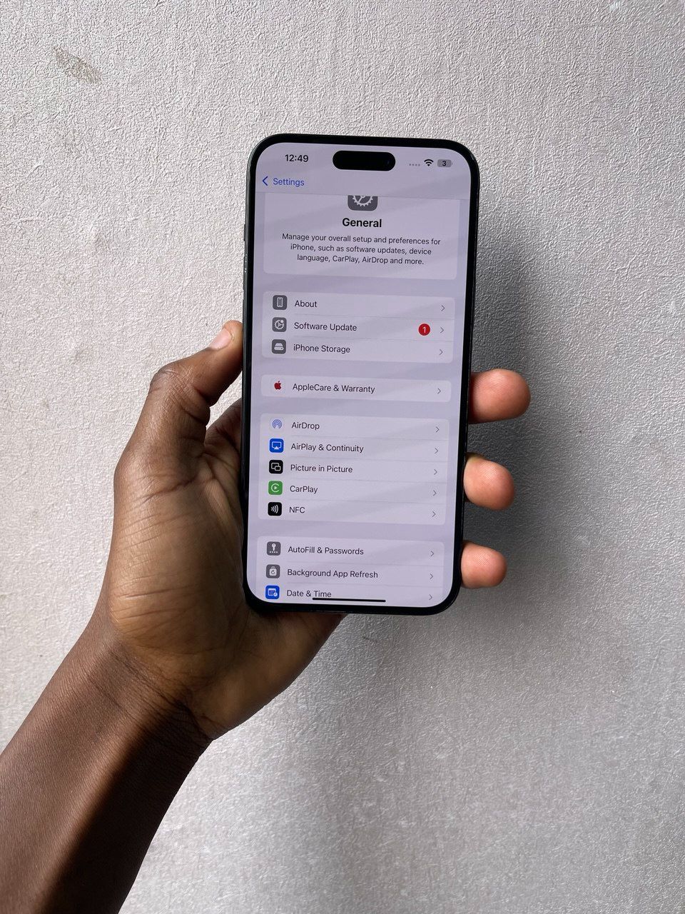 iPhone 14 Plus with 128GB storage. Its battery health is a robust ensuring all-day power. This pristine device offers a flawless, premium experience in a sleek, modern design.