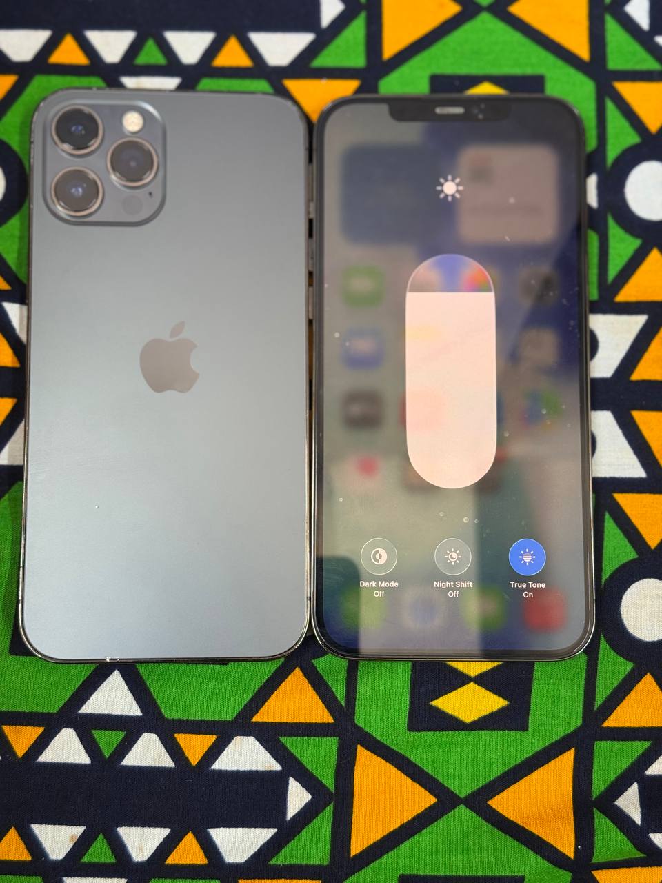 IPHONE 12 PRO MAX IN EXCELLENT CONDITION NOTHING CHANGED CLEAN AS NEW POWERFUL PERFORMANCE GREAT CAMERA PREMIUM DESIGN AND RELIABLE BATTERY