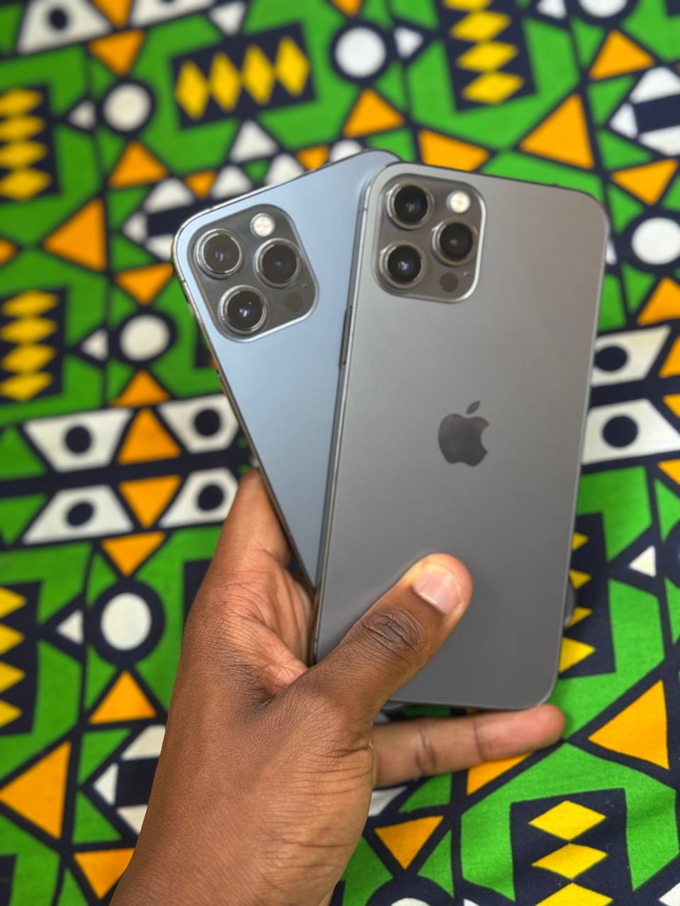 IPHONE 12 PRO MAX IN EXCELLENT CONDITION NOTHING CHANGED CLEAN AS NEW POWERFUL PERFORMANCE GREAT CAMERA PREMIUM DESIGN AND RELIABLE BATTERY