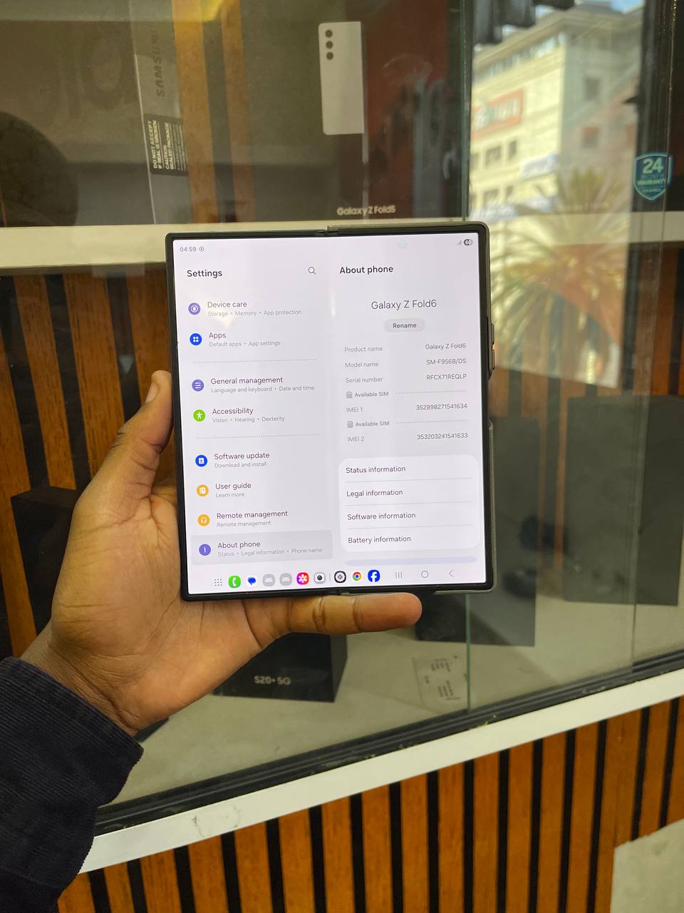 GALAXY Z FOLD 6 FOLDABLE PHABLET WITH 7.6″ MAIN + 6.3″ COVER DISPLAY, 12GB RAM 256GB STORAGE, SNAPDRAGON 8 GEN 3 SPEED, MULTITASKING GALAXY AI, TRIPLE CAMERAS, S PEN SUPPORT, 4400 mAh BATTERY.